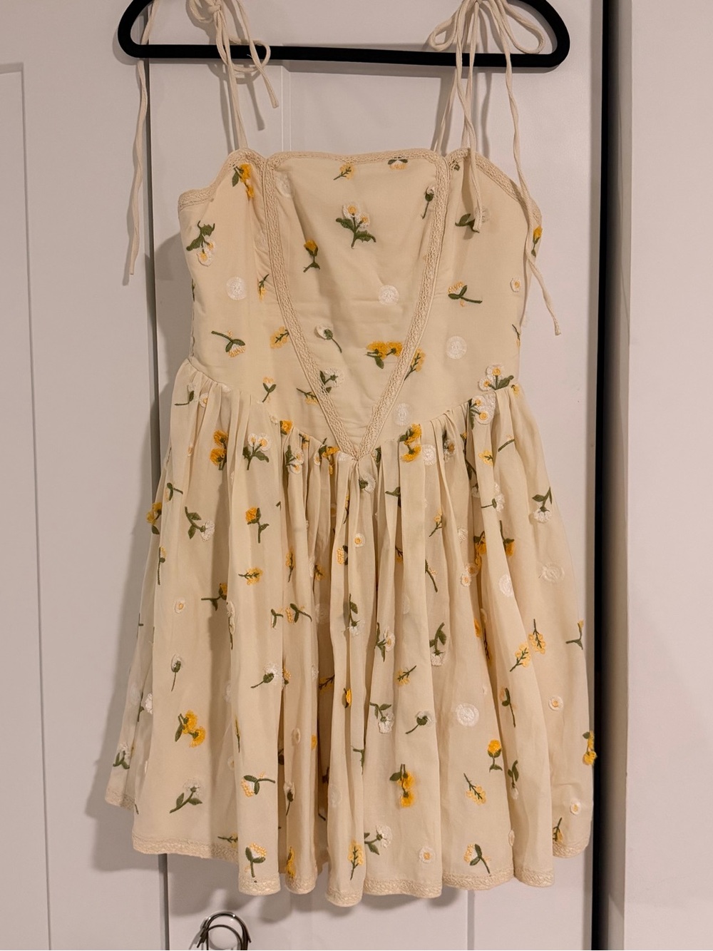 Azulu Cream Floral Tie-Shoulder dress